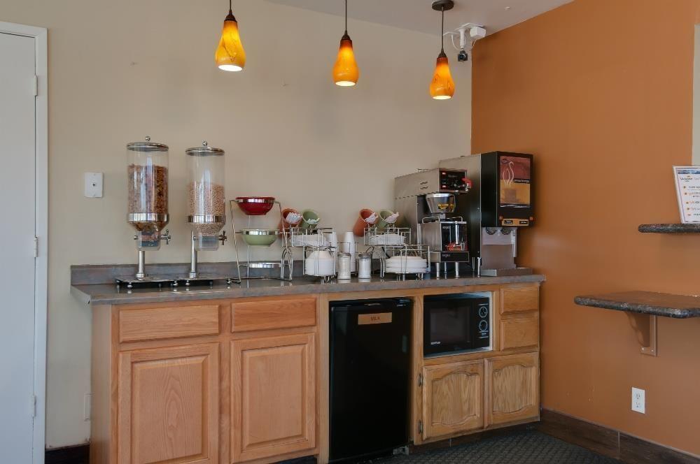 Vagabond Inn Buttonwillow I-5 Exit 253 Бейкърсфийлд Екстериор снимка
