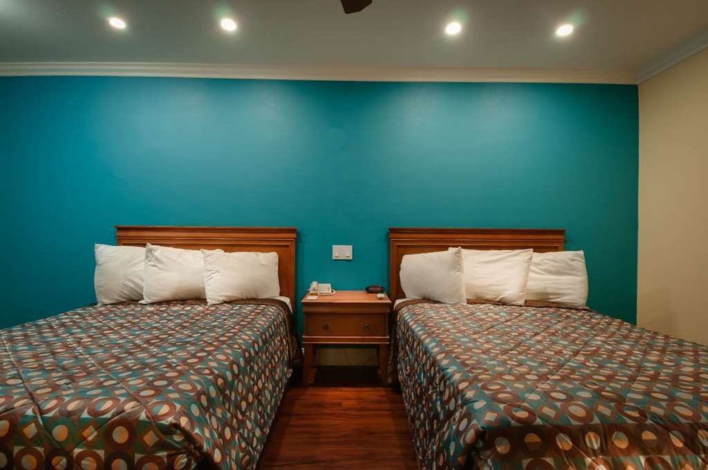 Vagabond Inn Buttonwillow I-5 Exit 253 Бейкърсфийлд Стая снимка